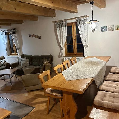 Villa Domcek V Strani à Mýto pod Ďumbierom Extérieur photo