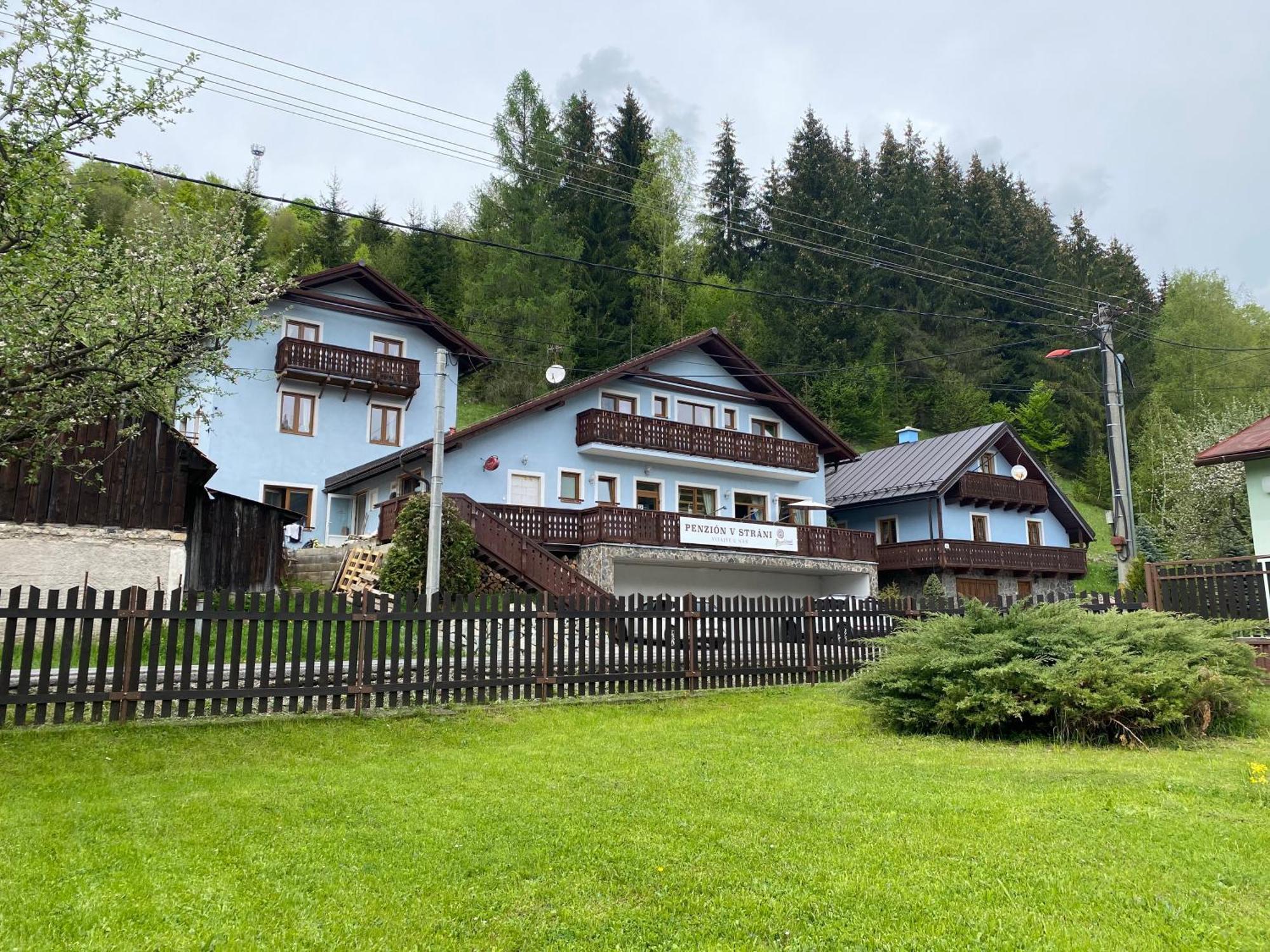 Villa Domcek V Strani à Mýto pod Ďumbierom Extérieur photo